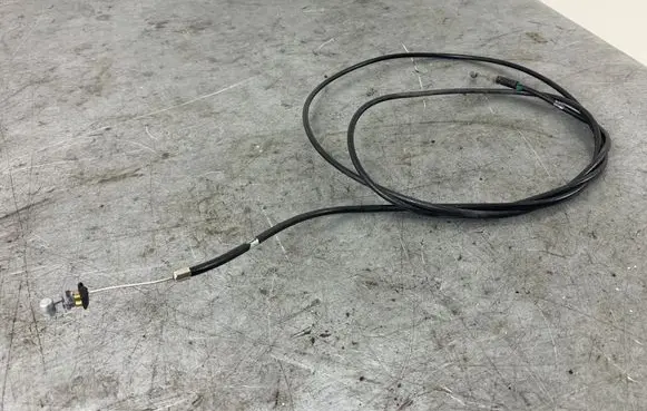 Engine bonnet/hood lock release cable