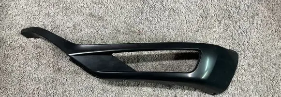 Volvo XC90 Front bumper splitter molding 31383800