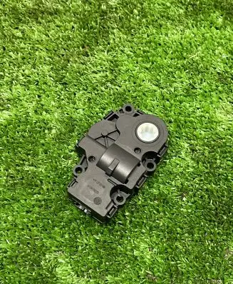 BMW M4 G82 G83 Air flap motor/actuator T52579A 24102022 22100CC