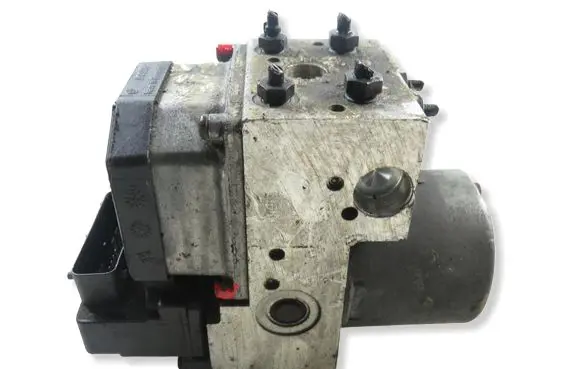 Volkswagen PASSAT B5 ABS Pump 0273004358