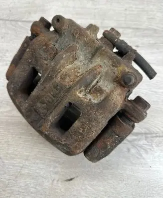 Mitsubishi Grandis Front brake caliper