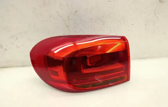 Volkswagen Tiguan Rear/tail lights 178933