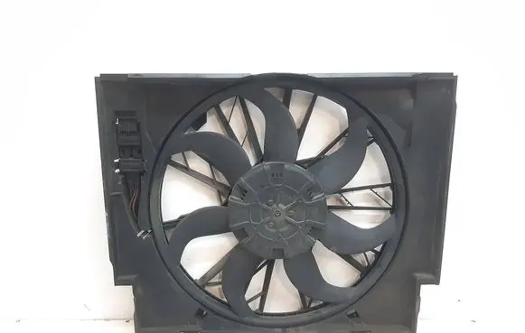 BMW 5 E60 E61 Electric radiator cooling fan 7789824 17427789824 7791548