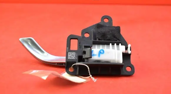 Hyundai i30 Front door interior handle 82613G4000