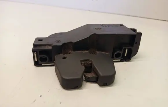 Citroen Jumpy Tailgate/trunk/boot lock/catch/latch 9657614780