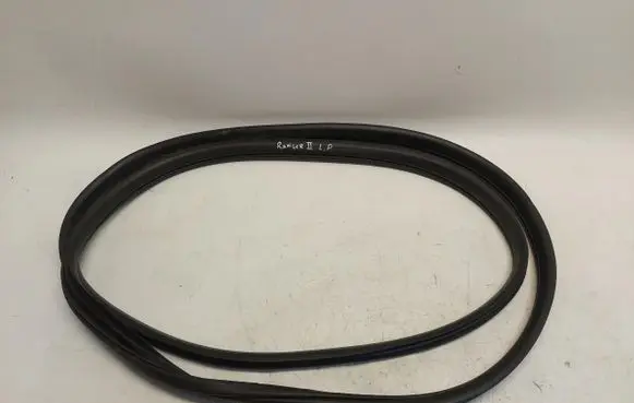 Ford Ranger IV Front door rubber seal FORRANUsz185033