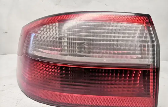 Renault Laguna II Rear/tail lights 8200002473