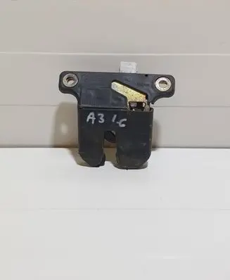 Audi A3 S3 8L Tailgate/trunk/boot lock/catch/latch 8L0827505 1898