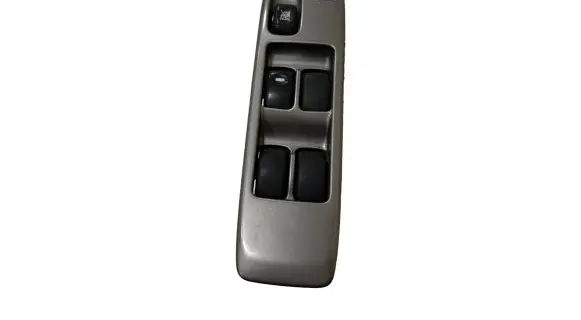 Mitsubishi Pajero Electric window control switch MR587931 C8DD251MEU