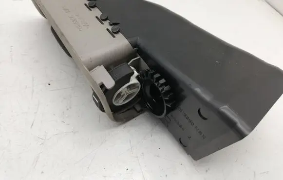 Volvo V70 Air vent grill in roof 06e5366