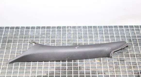 Audi A4 S4 B7 8E 8H (A) pillar trim 8H0887233