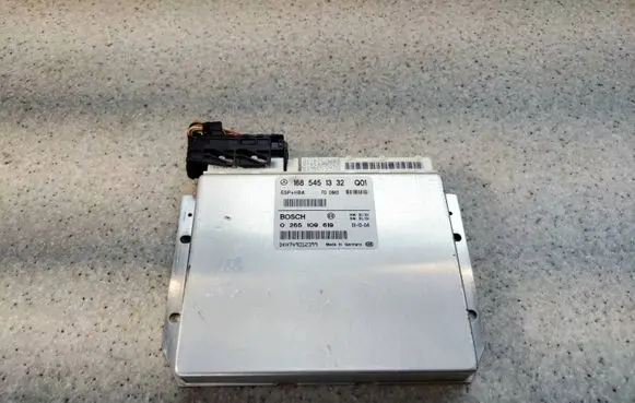 Mercedes-Benz A W168 ESP (stability system) control unit 1685451332 A1685451332 025109619