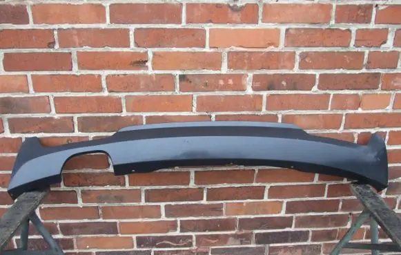 BMW M3 Fog light bracket 15857711