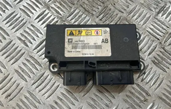 Chevrolet Cruze Airbag control unit/module 13505823