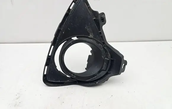 Toyota Auris E180 Front fog light trim/grill 8148102290