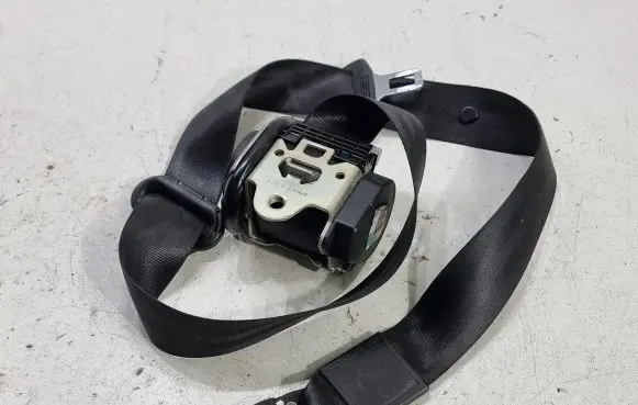 Audi A6 S6 C6 4F Front seatbelt 4F0857706A