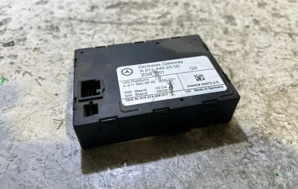 Mercedes-Benz E W211 Other control units/modules A2115403545 410213008017 A2114452500