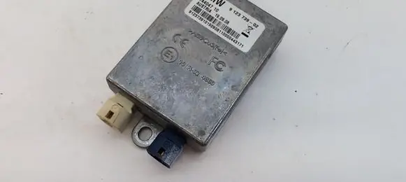 BMW 7 F01 F02 F03 F04 Aerial antenna amplifier 9123739