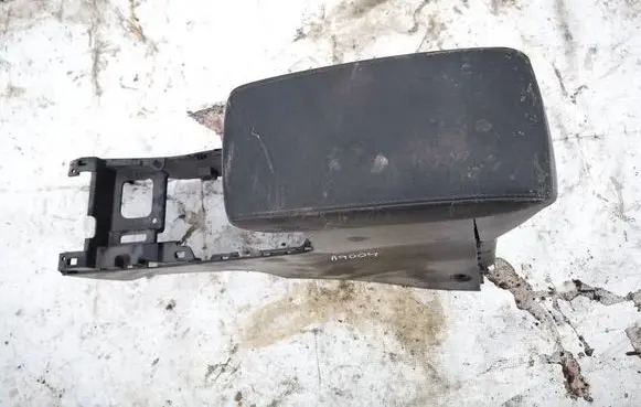 Suzuki SX4 S-Cross Armrest 2380568