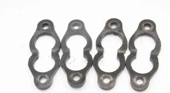 Volkswagen PASSAT CC Fuel Injector clamp holder