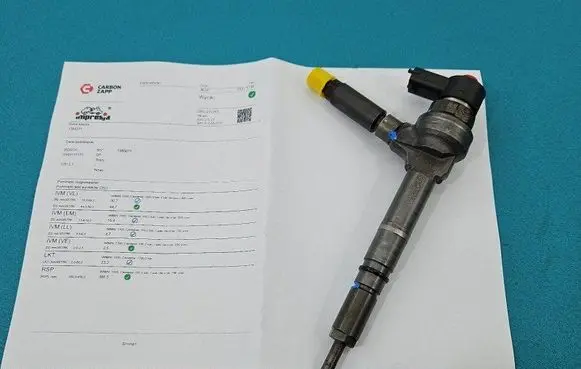 Opel Astra H Fuel injector 0445110175 IMPRK1385271