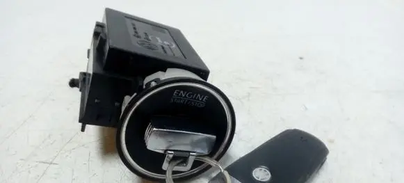 Volkswagen PASSAT B6 Ignition lock 3C0905843M