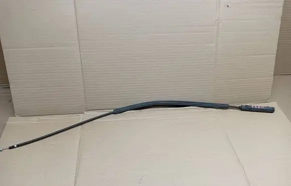 Audi A3 S3 8P Engine bonnet/hood lock release cable 8P0823535C