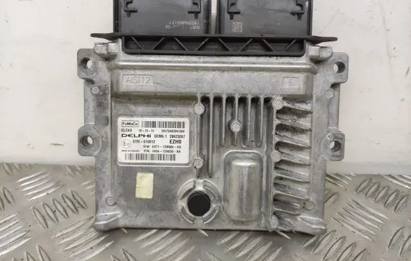 Ford Kuga II Engine control unit/module DS7112B684XD JV6A12A650BA