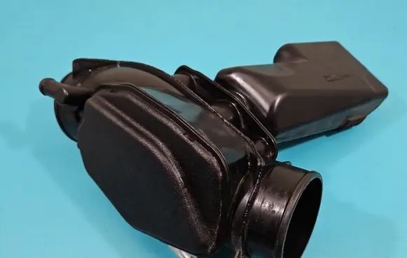 Intake resonator