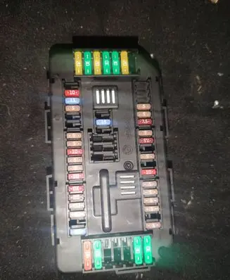 BMW 4 F36 Gran coupe Fuse box set 9389068 08012018 19549000001