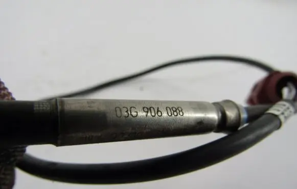 Volkswagen Caddy Lambda probe sensor 03g906088