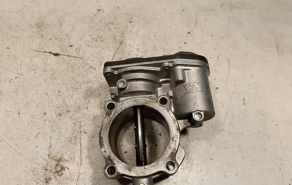 Jeep Grand Cherokee Throttle valve 50569200 04715B4173