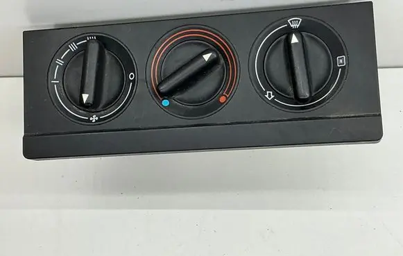 Audi 80 90 S2 B4 Climate control unit 8A1819073