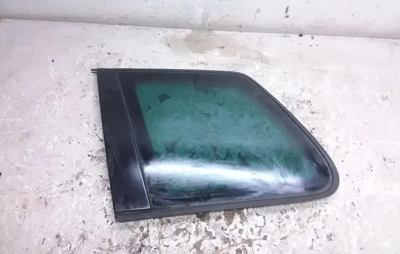 Volkswagen Touareg I Rear side window 7L6845297BT 7L6845297