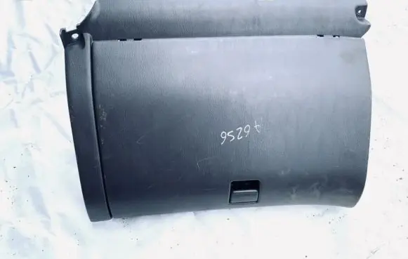 Toyota Corolla E110 Glove box 5530312220 55303-12220