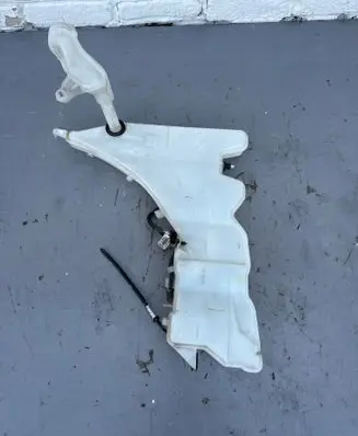 Cadillac CTS Windshield washer fluid reservoir/tank 23188659 23188658