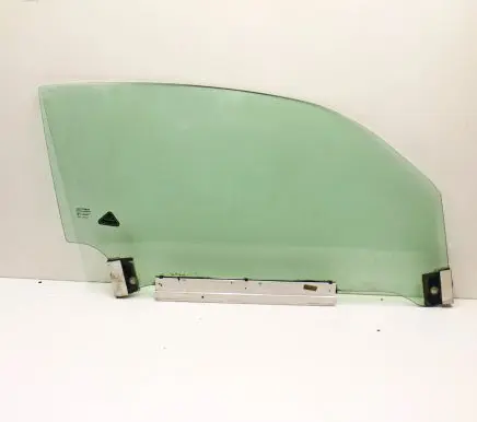 Jaguar XK8 - XKR Front door window/glass (coupe) 43R00002