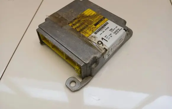 Toyota Corolla Verso AR10 Airbag control unit/module 891700F032 213819107 30461767F8