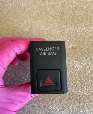 Volkswagen Tiguan Allspace Hazard light switch 5NA919225B