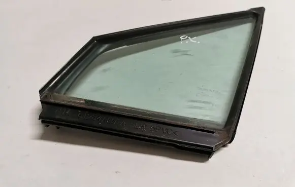 Subaru Outback (BS) Front door vent window glass four-door 61284AL01A