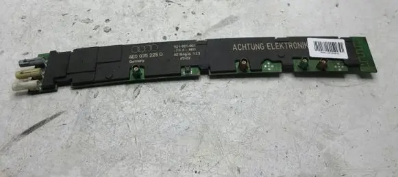 Audi A8 S8 D3 4E Aerial antenna amplifier 4E0035225D