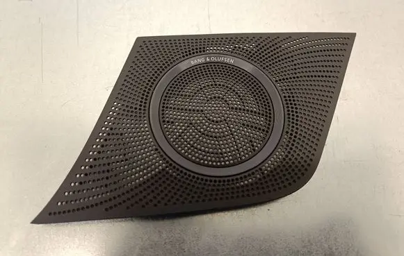 Audi Q5 SQ5 Side speaker trim/cover 8R0857228A