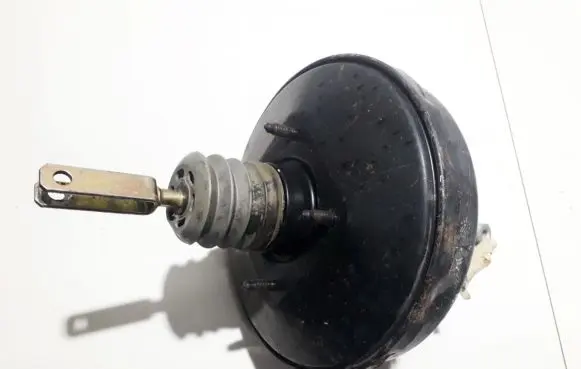 Renault Megane I Brake booster 7700429969