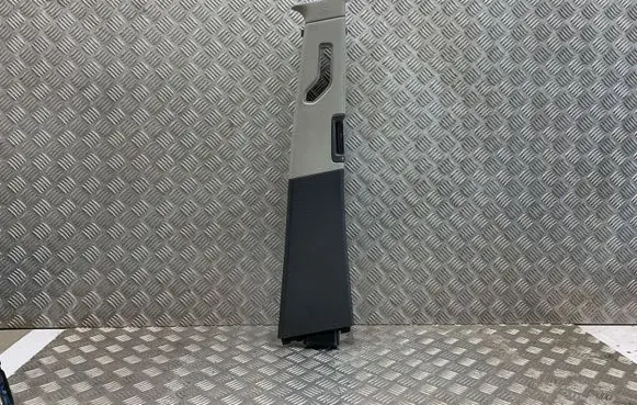 Volvo V70 (B) pillar trim (top) 39875664