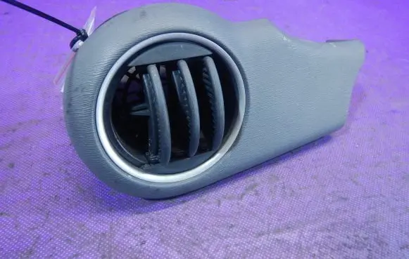 Dashboard air vent grill cover trim