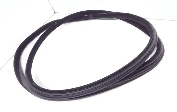 Volvo XC70 Front door rubber seal S1XMA