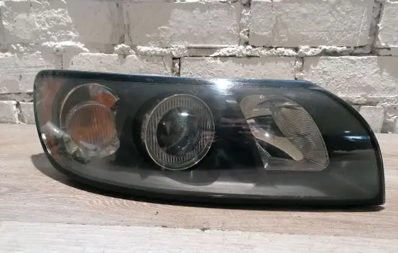 Volvo S40 Headlight/headlamp 30698874