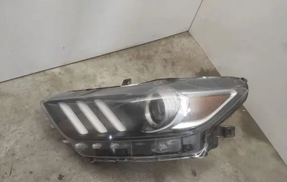 Ford Mustang VI Headlight/headlamp FR3B13006B