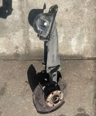 Skoda Octavia Mk2 (1Z) Rear wheel hub