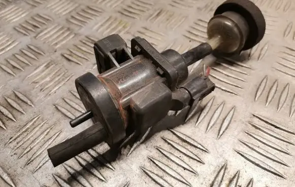 Mercedes-Benz A W168 Turbo solenoid valve 0005450427